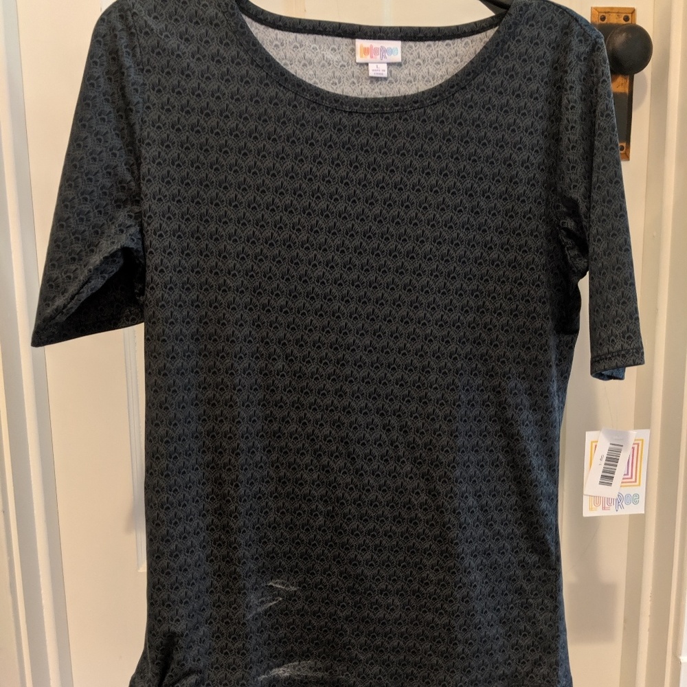 LulaRoe shirt